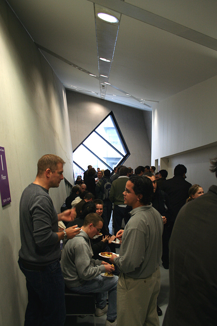 Rhino v londýně - interiér budovy od Liebeskinda