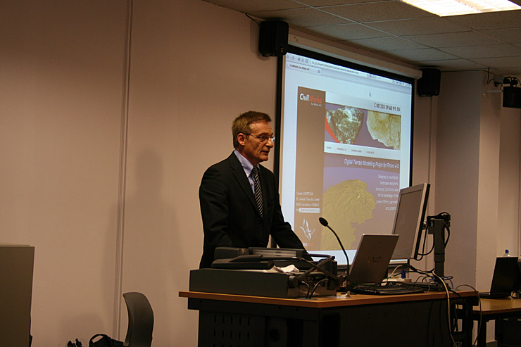 Claute Vuattoux, autor zásuvného modulu RhinoTerrain